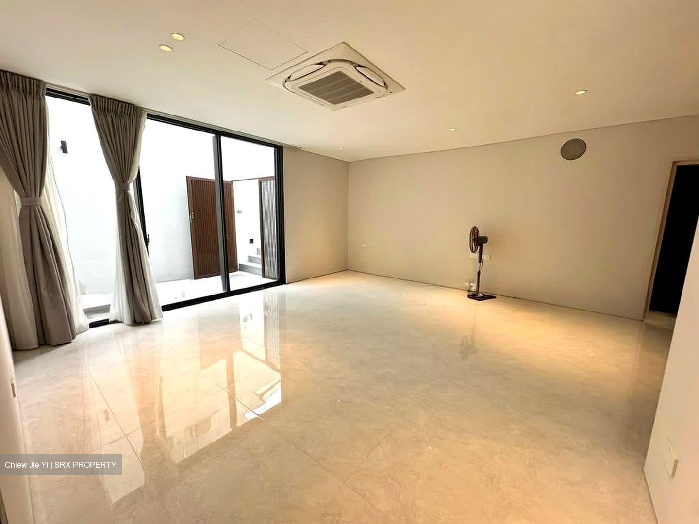 Crescent Road (D15), Semi-Detached #556629151